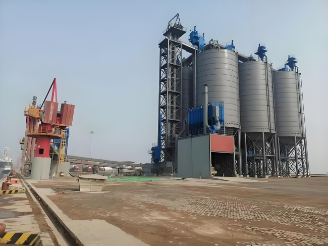河北高架骨料仓